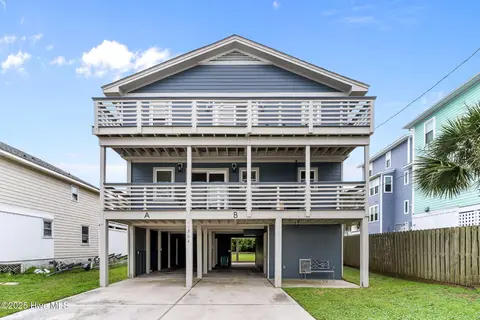 1504 Canal Dr, Carolina Beach