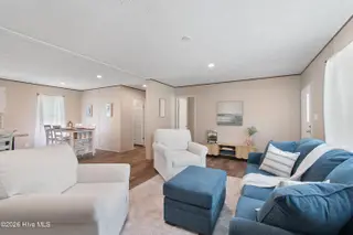 860 Yaupon Drive SW, Calabash, NC 28467 — 3-bedroom manufactured home in Clariday Estates, Calabash, NC, photo 7 of 32