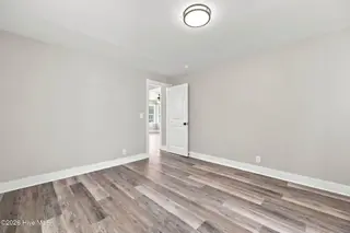 405 Greenview Drive N, Greenville, NC 27834 – photo 18: 26-web-or-mls-IMG_0047