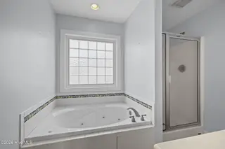 310 Joan Court, Beaufort, NC 28516 – photo 16: Master Bath with Garden Tub and Shower