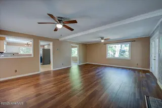 216 Plantation Drive, New Bern, NC 28562 – photo 9: LR