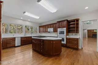 28 Chestertown Drive, Pinehurst, NC 28374 – photo 18: Kitchen