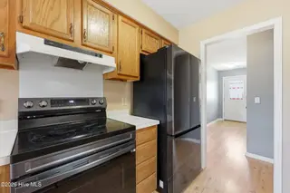 303 Plateau Drive, Greenville, NC 27858 – photo 16: 27-web-or-mls-IMG_2628_edit