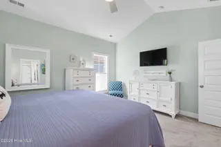 334 NE 54th Street, Oak Island, NC 28465 – photo 17: 18-web-or-mls-CAMMediaLLC.com (22 of 63)