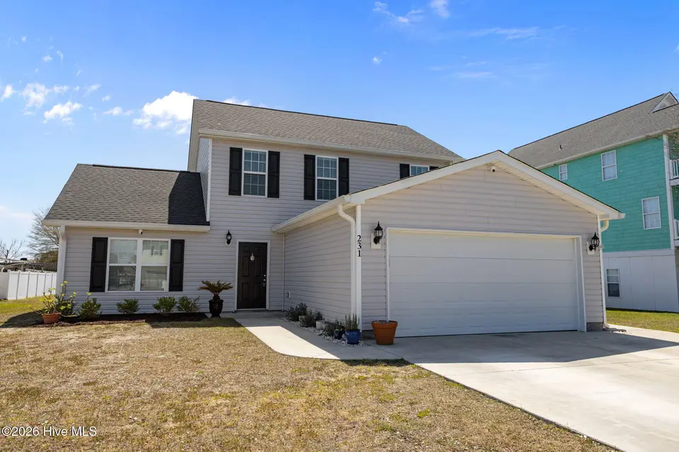 231 Hickory Shores Drive, Newport, NC 28570 – photo 1 of 52: Front of home