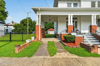306 S James Street, Goldsboro, NC 27530 – photo 3: 7-web-or-mls-DSC05031
