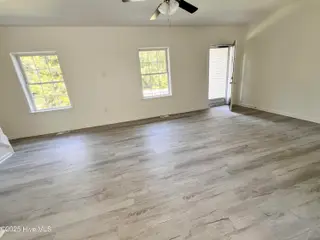 213 Country Place Road, Wilmington, NC 28409 — 3-bedroom home in Country Place, Wilmington, NC, photo 3 of 28: IMG_2771