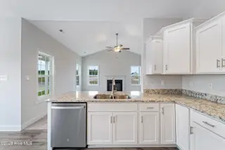 754 Secession Lane, Jacksonville, NC 28546 – photo 12: DSC09683