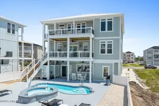 407 E Fourth Street, Ocean Isle Beach, NC 28469 – photo 9: 08-KahunaPhoto.com 407-65.jpg