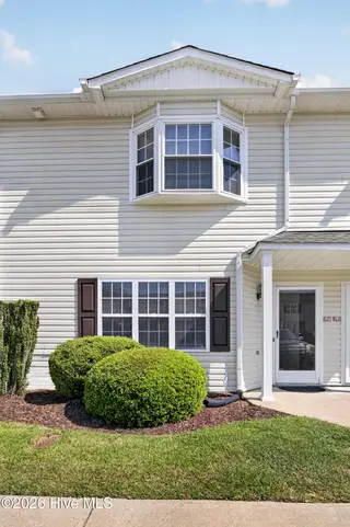 2128 Flagstone Court G7, Greenville, NC 27834 – photo 2: 002_DSC_0465