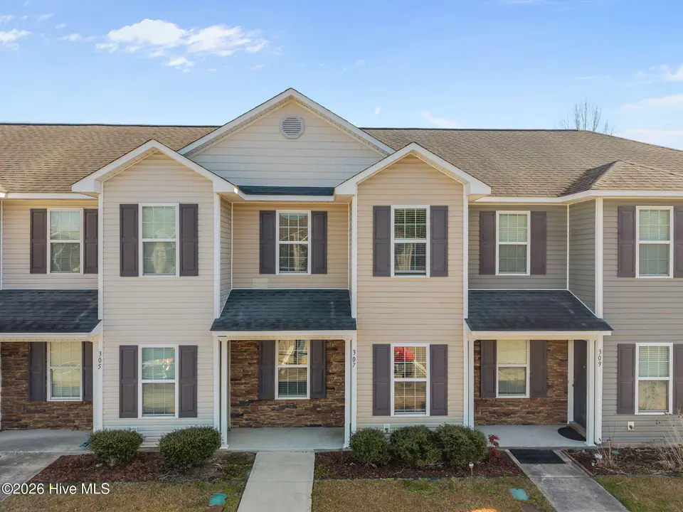 307 Glen Cannon Drive, Jacksonville, NC 28546 – photo 1 of 25: Front Elevation