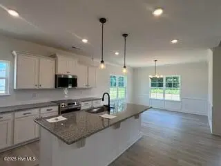 284 Eastwood Drive, Wallace, NC 28466 – photo 15: Kitchen
