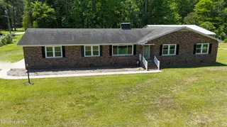 120 King Heights Boulevard, Kinston, NC 28501 – photo 2: Front- Exterior