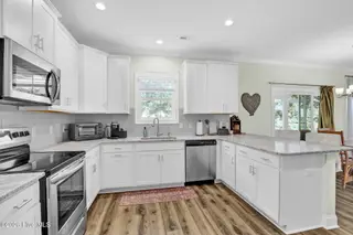 235 Topsail Watch Drive, Hampstead, NC 28443 — 3-bedroom home in Topsail Watch, Hampstead, NC, photo 18 of 58: 31-web-or-mls-6G8A9366