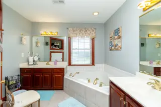 109 Edith Lane, Elizabeth City, NC 27909 – photo 12: int-7