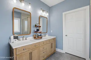 1617 S Shore Drive, Surf City, NC 28445 – photo 24: 28_1617_s_shore_dr_028