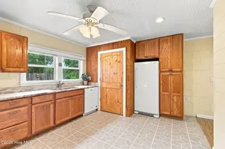 682 Tom Mann Road, Newport, NC 28570 – photo 12: 25-web-or-mls-590A4844