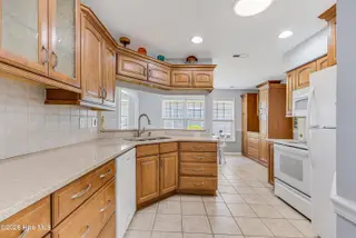 418 Hampton Street NW, Calabash, NC 28467 — 3-bedroom home in Ocean Side Place, Calabash, NC, photo 16 of 45: 418 Hampton-15