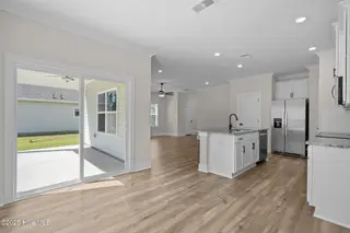 69 S Umbrella Palm Drive, Hampstead, NC 28443 – photo 7: 6-web-or-mls-DSC01888