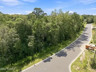 660 Vale Drive, Wilmington, NC 28411 – photo 7: 9-web-or-mls-DJI_20260909115007_0563_D