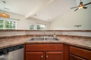 173 Inverness Drive, Hubert, NC 28539 — 3-bedroom home in Queens Creek, Hubert, NC, photo 17 of 44: 173 Iverness-20