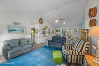6105 Pelican Drive, New Bern, NC 28560 – photo 15: 14-web-or-mls-0C0A4855