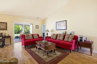 910 Elderberry Lane SW, Sunset Beach, NC 28468 — 3-bedroom home in Wyndfall, Sunset Beach, NC, photo 7 of 31: 10-web-or-mls-910 Elderberry Ln-10