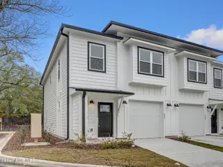 241 Townhome Lane 241, Southern Pines, NC 28387 – photo 1: DSC01068_69_70_71_72Interior02