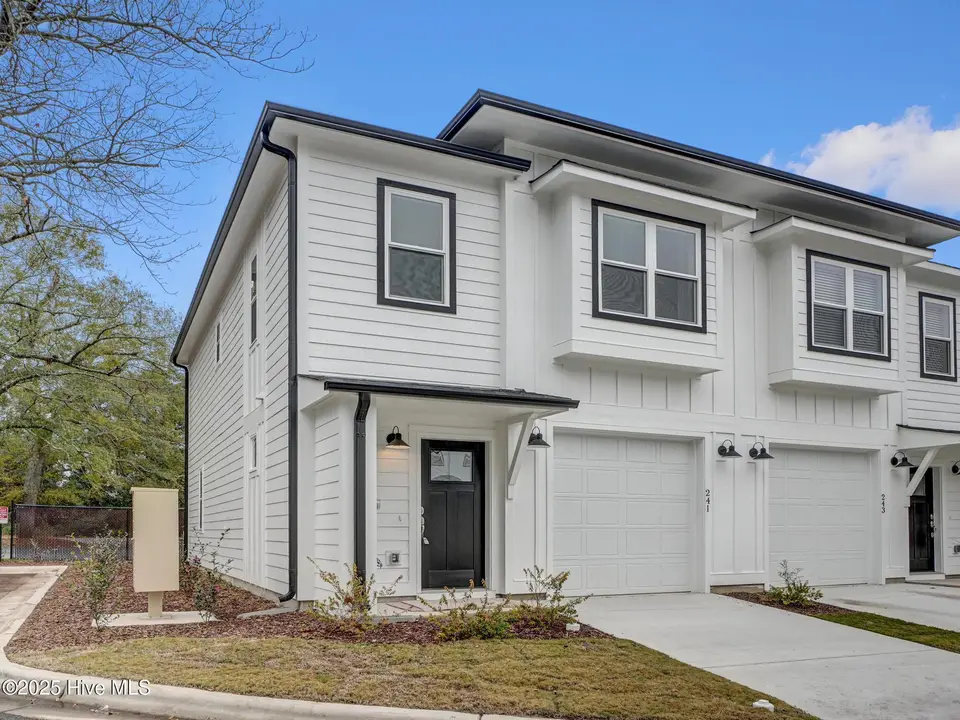 241 Townhome Lane 241, Southern Pines, NC 28387 – photo 1 of 33: DSC01068_69_70_71_72Interior02