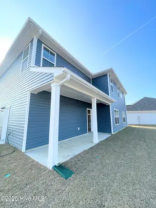 1000 Dynamic One Drive, New Bern, NC 28562 – photo 6: IMG_1438