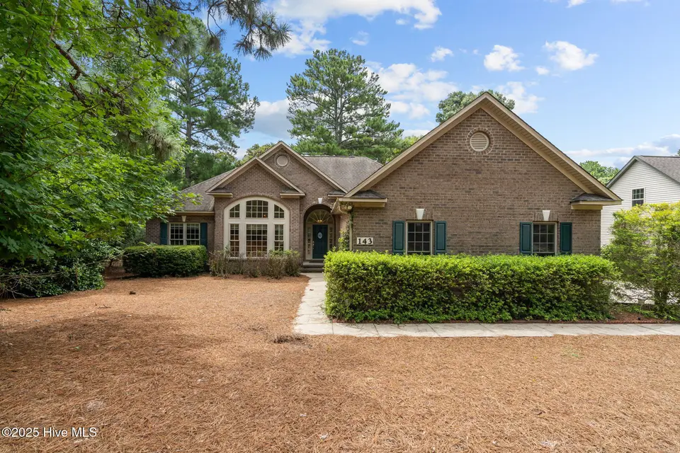 143 Longleaf Drive, West End, NC 27376 – photo 1 of 48: Front of House