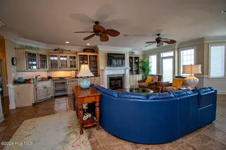 5715 Ocean Drive, Emerald Isle, NC 28594 – photo 7: Living room