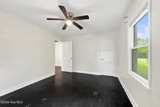 106 S Griffin Street, Elizabeth City, NC 27909 – photo 11: 11-106 s Griffin - Bedroom-4