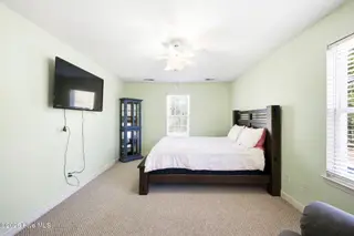 141 Crystal Road, Southport, NC 28461 — 3-bedroom home, Southport, NC, photo 19 of 40: 141 Crystal Rd prim bed 2