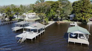 802 Canal Cove Road, Lake Waccamaw, NC 28450 – photo 10: Pier View