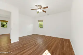 109 Pleasant Drive, Beaufort, NC 28516 – photo 17: Primary bedroom