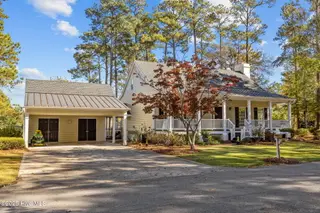 400 Hillcrest Drive, Morehead City, NC 28557 – photo 2: 33-web-or-mls-1S3A0313
