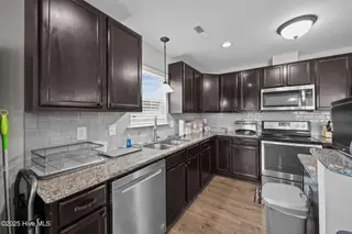 117 Rockland Drive, Greenville, NC 27858 – photo 18: 20-web-or-mls-BLS_0027