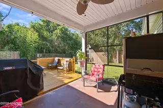 8795 Lanvale Oaks Drive NE, Leland, NC 28451 — 3-bedroom home in Lanvale Oaks, Leland, NC, photo 5 of 33: 8795_lanvale_oaks_dr_026