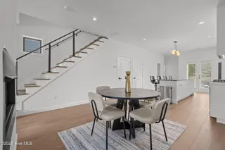 712 S 13th Street, Wilmington, NC 28401 – photo 3: 22-web-or-mls-DSC07942