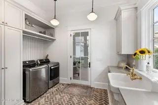 2209 Front Street, Beaufort, NC 28516 – photo 16: laundry room