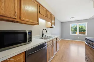 303 Plateau Drive, Greenville, NC 27858 – photo 17: 28-web-or-mls-IMG_2631