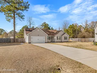 123 Walnut Hills Drive, Richlands, NC 28574 – photo 3: a02a0008