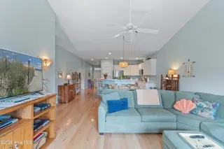 5136 Elton Drive SE, Southport, NC 28461 — 2-bedroom townhome in South Harbour Village, Southport, NC, photo 7 of 36