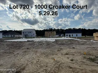 1000 Croaker Court, New Bern, NC 28562 – photo 2: IMG_8320