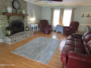 1426 Pocosin Road, Winterville, NC 28590 – photo 5: 2nd View of Living Room