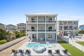 409 E Fourth Street, Ocean Isle Beach, NC 28469 – photo 5: 12-Kahunaphoto.com-4.jpg