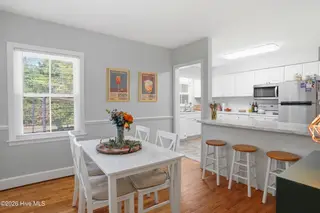 304 Parkway Drive, Wilmington, NC 28409 — 3-bedroom home, Wilmington, NC, photo 8 of 33: 16_304_parkway_dr_016
