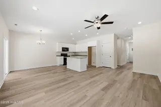 104 Palm Circle, Havelock, NC 28532 – photo 13: 28-web-or-mls-DSC_0414