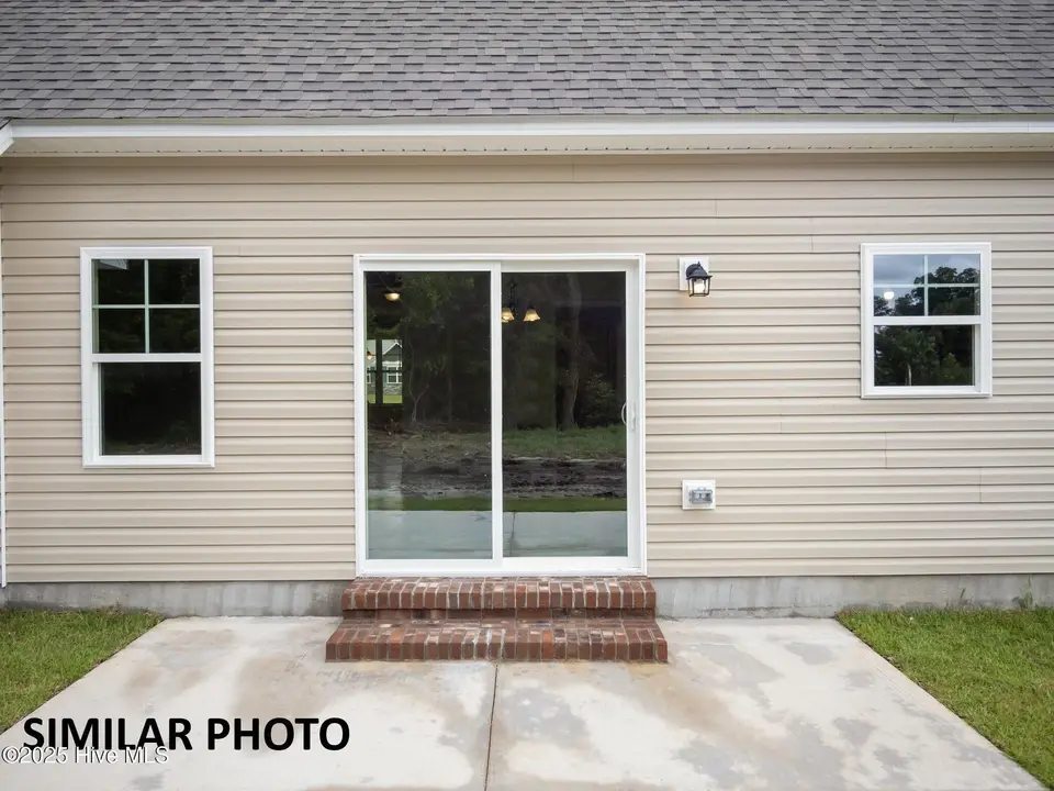 411 Windermere Road, Hubert, NC 28539 – photo 1 of 27: 49-web-or-mls-P9036424